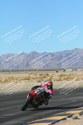 media/Jan-10-2025-CVMA Friday Practice (Fri) [[489e0da257]]/Group 4 and Trackday/Session 2 (Turn 4 Inside)/